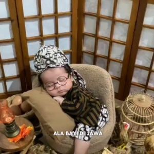 BEDAK BAYI DINGIN WANGI RAMUAN TRADISIONAL JAWA