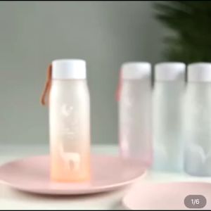 Botol Minum Plastik Gradasi 900 ML FREE STICKER 2D&3D - Botol Minum Plastik 560 ML