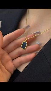 OYJR Kalung Wanita Korea Cantik Necklace for Women Stainless Steel Black Square Anti Rust Gift