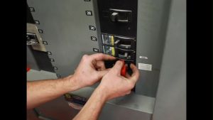 Electrical Lockout Tagout Kit Universal Circuit Breaker Lock for Industrial Equipment