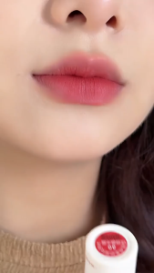Son Kem Mooekiss Nắp đen Chất Nhung Bùn Lì Nắp đỏ bóng nhẹ dưỡng môi Dưỡng Ẩm Mềm Mịn Lâu Trôi