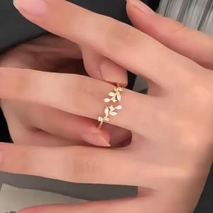 KUNOISE แหวนดอกไม้สไตล์แบบญี่ปุ่นและเกาหลีด้วยดีไซน์แบบปรับได้แนวหวานสดชื่นสำหรับผู้หญิง