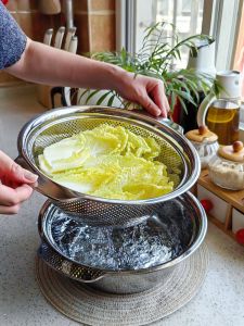 Chinese Style 304 Stainless Steel Drain Basket Set Fruit Washing Basin Rice Cleaning Tray Home Use Kitchen Sink Accessories