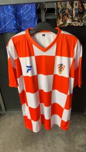 Jersey Kroasia Timnas Negara Bola Baju Kaos Custom Nama dan Nomor Punggung - 100