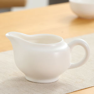 Pengchen Dingyao New Model Gongdao Cup Kung Fu Tea Set Accessories Tea Filter Sea Even Cup Ceramic Handmade Home Living Room