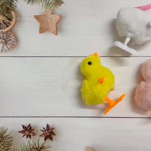 Gà con vặn cót nhảy vui nhộn - Đồ chơi an toàn cho bé từ 2 tuổi có nhiều màu sắc