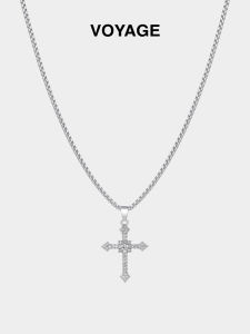 ZHENGZHAO | Full Crystal Zircon Cross Pendant Necklace