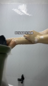 Silicone Bath Brush Soft Painless Massage Rubbing Device Exfoliating No Slip Handle Body Scrubber Cleans Manual Cleanser Shower Gentle Cleansing for All Kinds of Skin