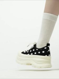 Forever 21 | Thick Sole Canvas Shoes Fashion 2026 Style