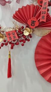 Tặng kèm đèn - VÒNG HOA QUẢ ĐỎ - PHỤ KIỆN TRANG TRÍ TREO TẾT MỪNG NĂM MỚI QT964