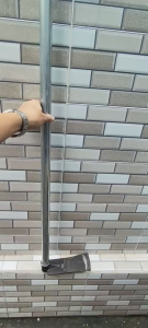 Cuốc nhíp xe cán bằng sắt dài 120 cm