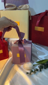 UNIGOLD The Sweet Gift To You Gift Box (3 Size) Corrugated Handheld Portable Gift Box Hot Stamping