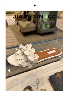 Floral Casual Flat Bottom Open-Toe round Head Sandals Women Summer Outdoor Beachwear Versatile Comfortable Leisure Footwear