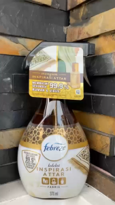 Febreze Fabric 370ml กำจัดกลิ่นเอนกประสงค์และฆ่าเชื้อบนเนื้อผ้า 99.9% อัฟตาอินสไปคอลเลคชั่นกลิ่นหอม