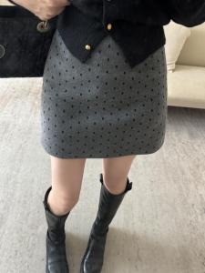 Autumn Winter Thickened Grey Polka Dot Woolen Mini Skirt High Waist A-Line Bodycon Skirt plus Size Slimming Short Skirt for Women