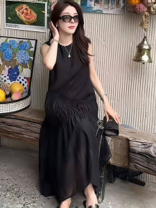 French Hepburn Style Black Sleeveless Dress Womens Summer 2025 New High Fashion Simple Slimming Little Black Dress