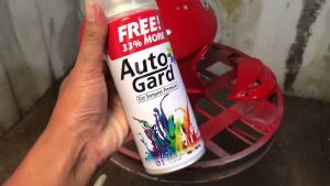 Spray Paint - Gold & Chrome Colour AutoGard Automotive Grade 300ML (Performance Grade Resin for Outstanding Finishing )