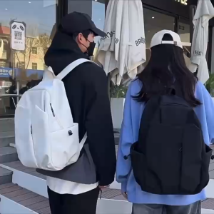 กระเป๋าเป้สีทึบ กระเป๋านักเรียน กระเป๋าสะพายหลัง ใส่ของได้เยอะ น้ำหนักเบา ใส่หนังสือเล่มใหญ่ได้ สินค้าพร้อมส่ง