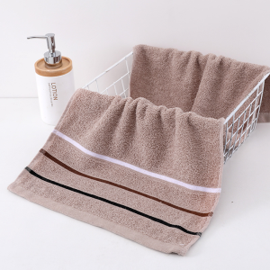 1pc Tricolor Towel - Soft Absorbent Quick-Drying for Home Outdoor Use Ideal for Family Friends
