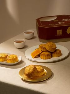 【XBYDZSW】【Fast Delivery From Stock】中国香港半岛月饼 Mooncakes Hong Kong China - Peninsula Custard Mooncakes 8 piraso Peninsula mooncakes 中秋节送礼港式广式