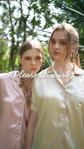 Please Disturb รุ่น Alice (Limited) ชุดนอน Whisper Silk แขนสั้นขาสั้น นุ่ม เย็น สบาย ไม่บาดผิว