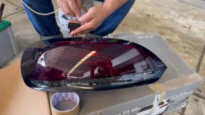 ไฟท้าย L VOLKSWAGEN SCIROCCO **ตำหนิไฟติดไม่ครบทุกดวง ของเทียบ ของใหม่ สภาพสินค้าตามในรูป ** กรุณาแชทสอบถามก่อนสั่งซื้อ