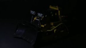 1:24 2.4G RC Bulldozer Bucket RC Tractor Truck Construction Engineering Vehicles with One Key Demonstration Lighting Simulation Sound Function Educational Toys for Kids Christmas gift