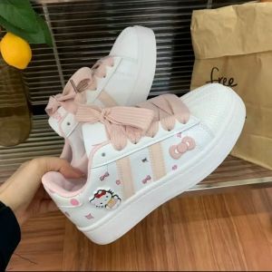 Original Comfortable Thick Bottom Skate Shoes Womens Sport Shoes Wear Resistant Cream White Casual round Toe Flat Heel