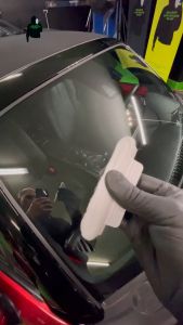 Aquapel Anti Air Hujan & Pembersih Kaca Mobil Berjamur