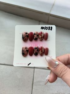 (FREE TOOLKIT) 10 PCS PRESS ON NAILS. HANDMADE NAILS SIZE M