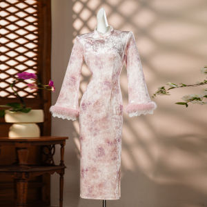 High-Quality Elegant Pink Velvet Lace Qipao Dress Winter Occasion Stylish Fitting Waist Cinching