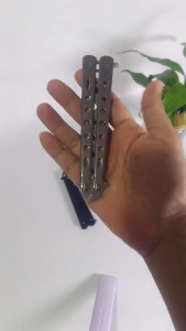Portable Butterfly Folding Comb Stainless Steel Dull Blade Trainer balisong  for Men & Women