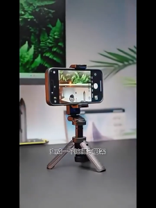 Gậy chụp ảnh Chân tripod mini Remax P80 và gậy QUADPOD K10