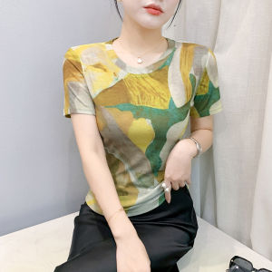YIMEI เสื้อยืดแขนสั้นพิมพ์ลายแฟชั่นสำหรับผู้หญิงคอกลมแฟชั่นสำหรับผู้หญิงในช่วงฤดูร้อน2025เสื้อยืดลำลองมีสไตล์โปร่งใสเล็กน้อยยืดหยุ่น