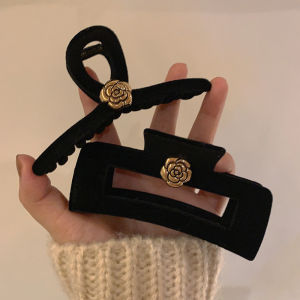 Black Velvet Hair Clip Tea Rose Shark Clamp Retro French Style Fresh Outburst Vintage Hair Accessories for Women Girls