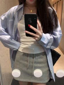 เสื้อเชิ้ตแขนยาวลายทางสีน้ำเงินขาวแบบบางสำหรับผู้หญิงในช่วงต้นฤดูใบไม้ร่วง สไตล์เกาหลี เสื้อเชิ้ตกันแดด Star Ling If