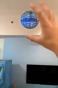 ไฟ LED หลากสี ลูกบอลวิเศษบินได้ ลูกบอลหมุน ของเล่นลูกบอลลอยเรืองแสงที่เหนี่ยวนำอัจฉริยะ