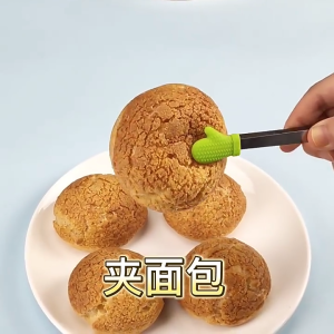 Creative Silicone Cute Serving Tong Hand Shape Serve Clip Kitchehnware Ice Cube Coffee Sugar Tools Penyepit Makanan 可爱食物夹