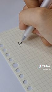 Bút bi nước mực gel Đen Deli bút gel đen ngòi 0.5mm bút viết calligraphy mực đều nét đẹp khô nhanh - A117