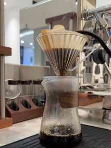 Rainbow Resin V60 Dripper with Stand – Ribbed Design Heat Resistant Pour Over Cone Filter VOLKAFE