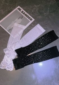 Fashionable Lace Sleeve Covers Womens Bright Decorative Sun Protection Arm Covers Trendy Style Four Seasons Suitable All Ages