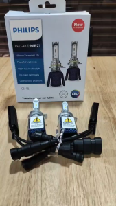 Philips หลอดไฟหน้ารถยนต์ Essential LED+150% 6000K Toyota Vios 2013 - 2016 โคมโปรเจคเตอร์ ประกัน 1 ปี