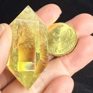 (Real Unit) Citrine Crystal Display  30g+- 黄水晶 30g+-(S/n: 4020710)