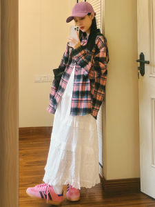 กระโปรงทรงเค้กสีขาว กระโปรงทรงเอเอวสูง กระโปรงยาวปานกลาง ผ้าฝ้ายผสมโพลีเอสเตอร์ 32% ไนลอน 3% สำหรับผู้หญิง