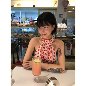 chaqi | Retro American Style Wooden Ear Stitched Halter Sleeveless Top