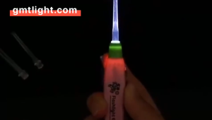 LED Ear Cleaning Tool Safety Ear Pick Earwax Cleaning Remover Tool For Kids And Adults Alat Pembersih Telinga LED Set Pengorek Telinga dengan Lampu Nampak Jelas Korek Mudah 发光挖耳勺
