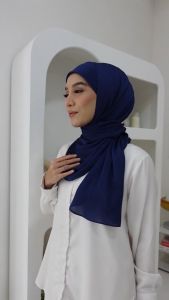 UMMA Maya Crinkle Satin Scarf