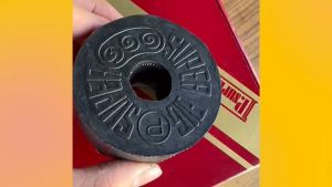 ยางรองแท่นเก๋ง ISUZU S.ใหญ่ แบบหนา เกรดผ้าใบอย่างดี ยี่ห้อตองหนึ่งแท้ๆ/RSKP