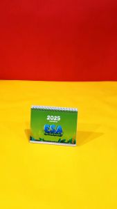 Kalender Duduk A5&A4 Souvenir: Desain & Fungsi