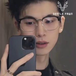GENTLE FAWN Kacamata Antiradiasi Blueray Kotak TR90 Simple Bisa Minus Antiradiasi Blueray Photocromic Bluecromic Fashion Pria Dan Wanita 2204